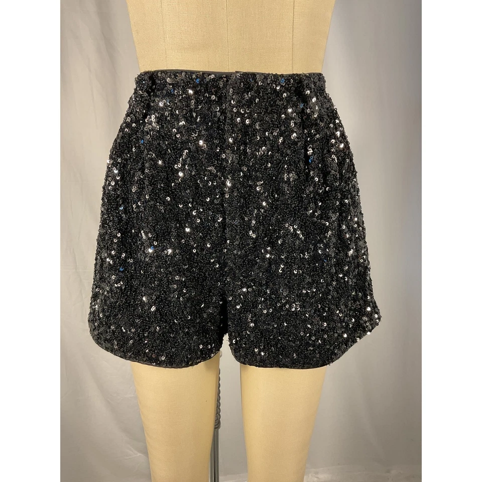 Alice + Olivia 'Conry' Black Crepe Sequin Embellished Cuff Short Size 2 - NWT - Image 2 of 4