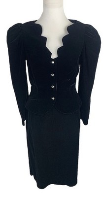 VTG CACHET 2-Piece Black Velvet Skirt Suit Set-Made In USA-9/10-Bling Buttons
