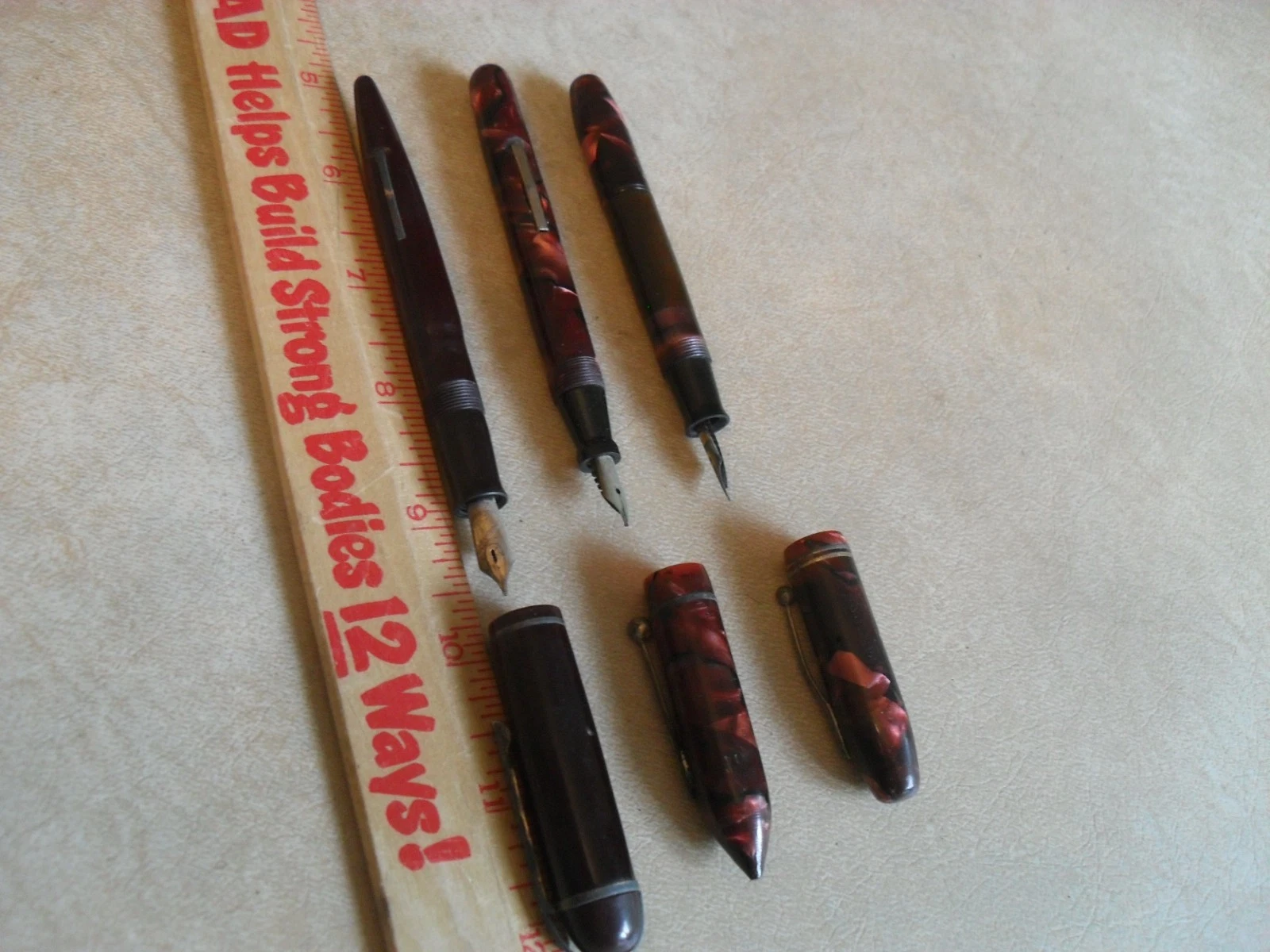Lot of 3 Vintage Fountain Pens With 14K Gold Nibs - Eversharp - Moore - Traveler image 2