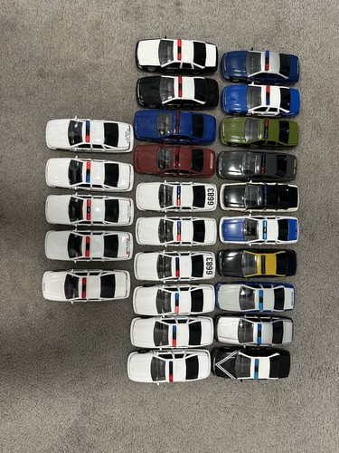 Road Champs Chevrolet Caprice Die Cast Police Cars Vehicles - Lot of 25 - Picture 2 of 8