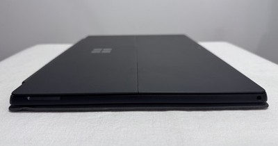 Microsoft Surface Pro 7+ i5 | 8GB RAM | 256GB SSD | WIN11P | WITH