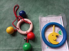 Babys kleine Welt  Wiegenh&auml;nger  & Greifring,  alles aus  Holz, Meistergilde