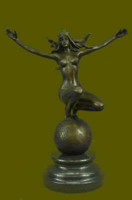 Vitaleh Bronze Sculpture Figurine Female Amazon Warrior Marble Base Decor Figure