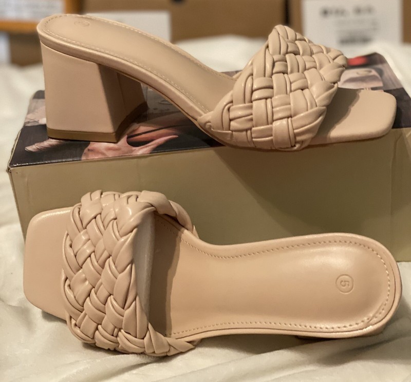 Women Sz 5 Nude Braided woven Square toe slip on leather mules NIB 