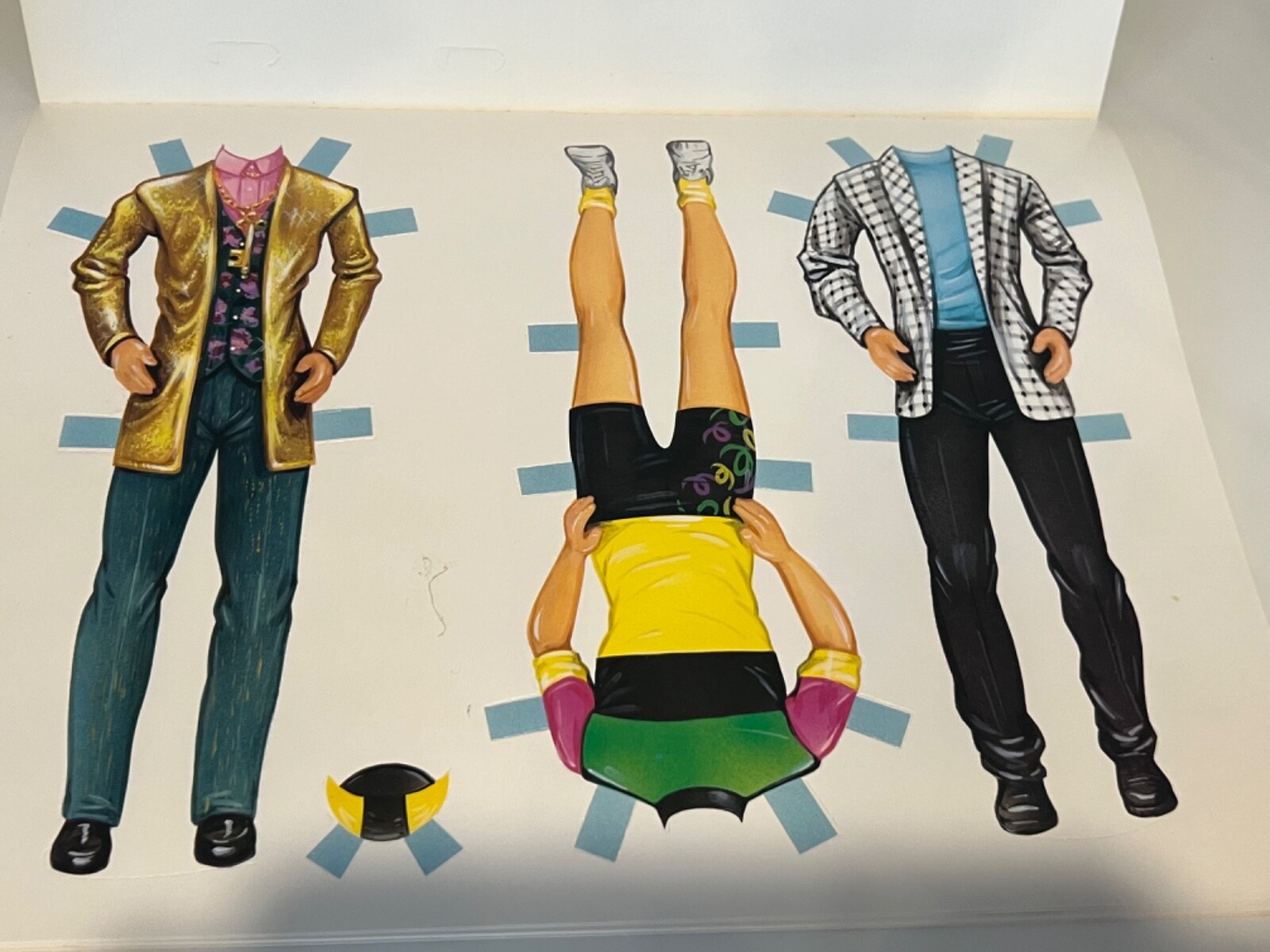 Vintage 1994 Barbie Paper Doll Golden Books #2018 New Uncut With 4 Paper Dolls
