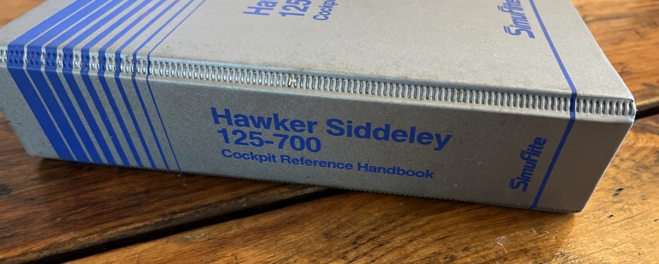 Manual de referencia de cabina Hawker Siddeley 125-700 Foto 2 de 4