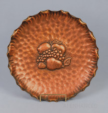 Gregorian Hammered Copper Fruit Bowl Wall Hanging Scalloped Rim Made In USA