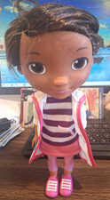 DINSEY JUNIOR DOC McSTUFFINS 9" TOY KIDS DOLL "HOSPITAL TIME FOR A CHECK UP"