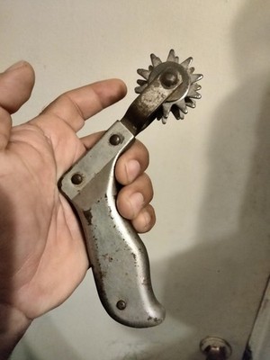 Vintage Metal Buffing Bonnet Cleaner O'Brien Gear Highland Park Kitchen Utensil