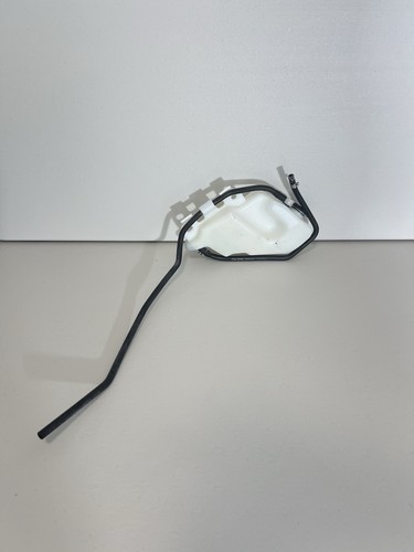 13-17 TRIUMPH DAYTONA 675 675R RADIATOR COOLANT RESERVOIR OVERFLOW BOTTLE OEM