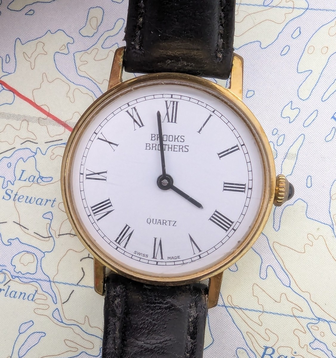 Brooks Brothers Women's Quartz Round Gold Tone Watch White Dial