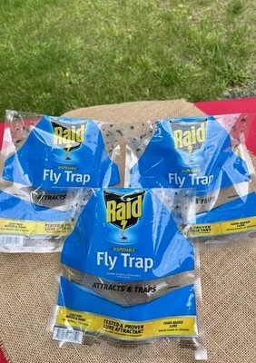 3x  Raid Outdoor Disposable Hanging Fly Trap - NEW - SALE