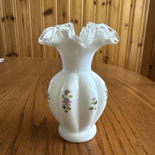 Vintage Fenton Glass Violets in the Snow Ruffled Melon Vase Hand Painted 6"