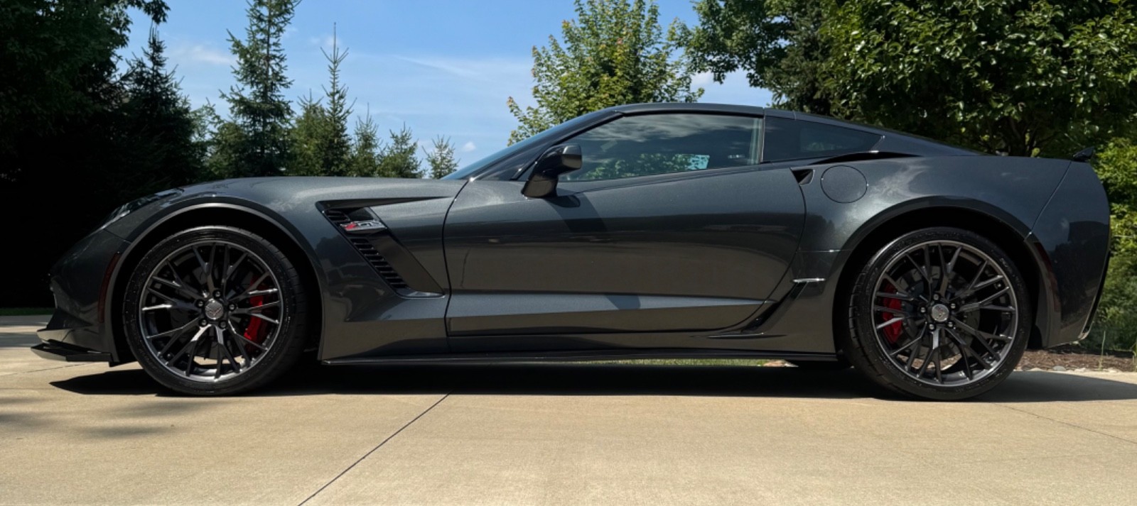 2018 Gray Chevrolet Corvette   | C7 Corvette Photo 5