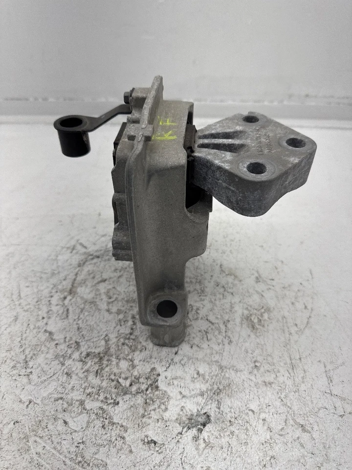 FORD PUMA ENGINE MOUNT J2K CF7 2019 -2023 ENGINE MOUNT 1.L PETROL L1BG6F012BB - Image 2 of 4