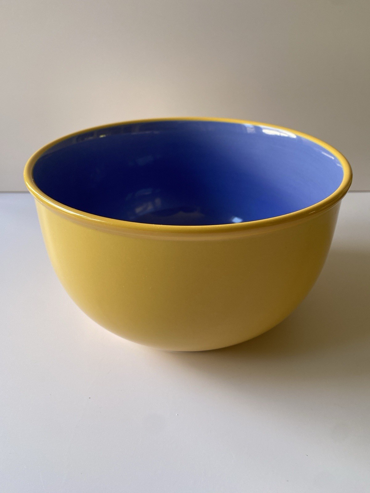 Lindt Stymeist Colorways Large Serving Bowl Periwinkle Yellow 8 1/8" W Retro EUC