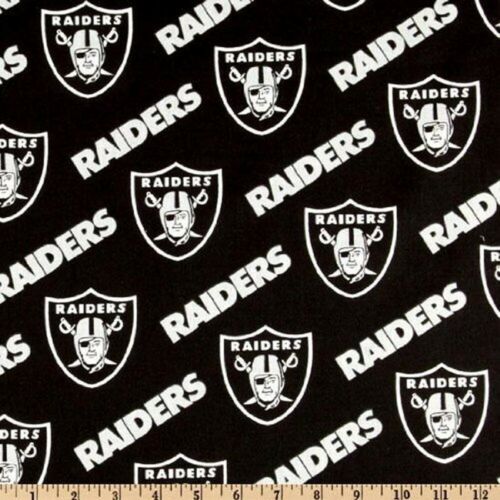 BTHF NFL Oakland Raiders tela de algodón blanco negro por media yarda BTHY - Imagen 2 de 4