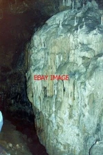 PHOTO  1990 BURBAGE DERBYSHIRE INSIDE POOLE'S CAVERN