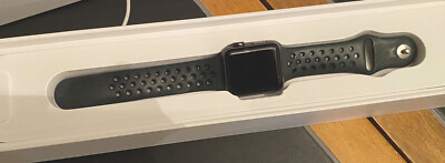 Apple Watch Series 3 38 mm Gray Case A1860 Aluminum Smartwatch EUC -IN BOX