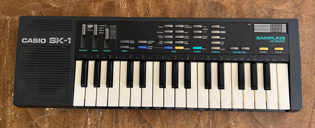 Casio SK-1 Portable 32 Key Sampling Keyboard | eBay Casio SK-1 Portable 32 Key Sampling Keyboard | eBay
