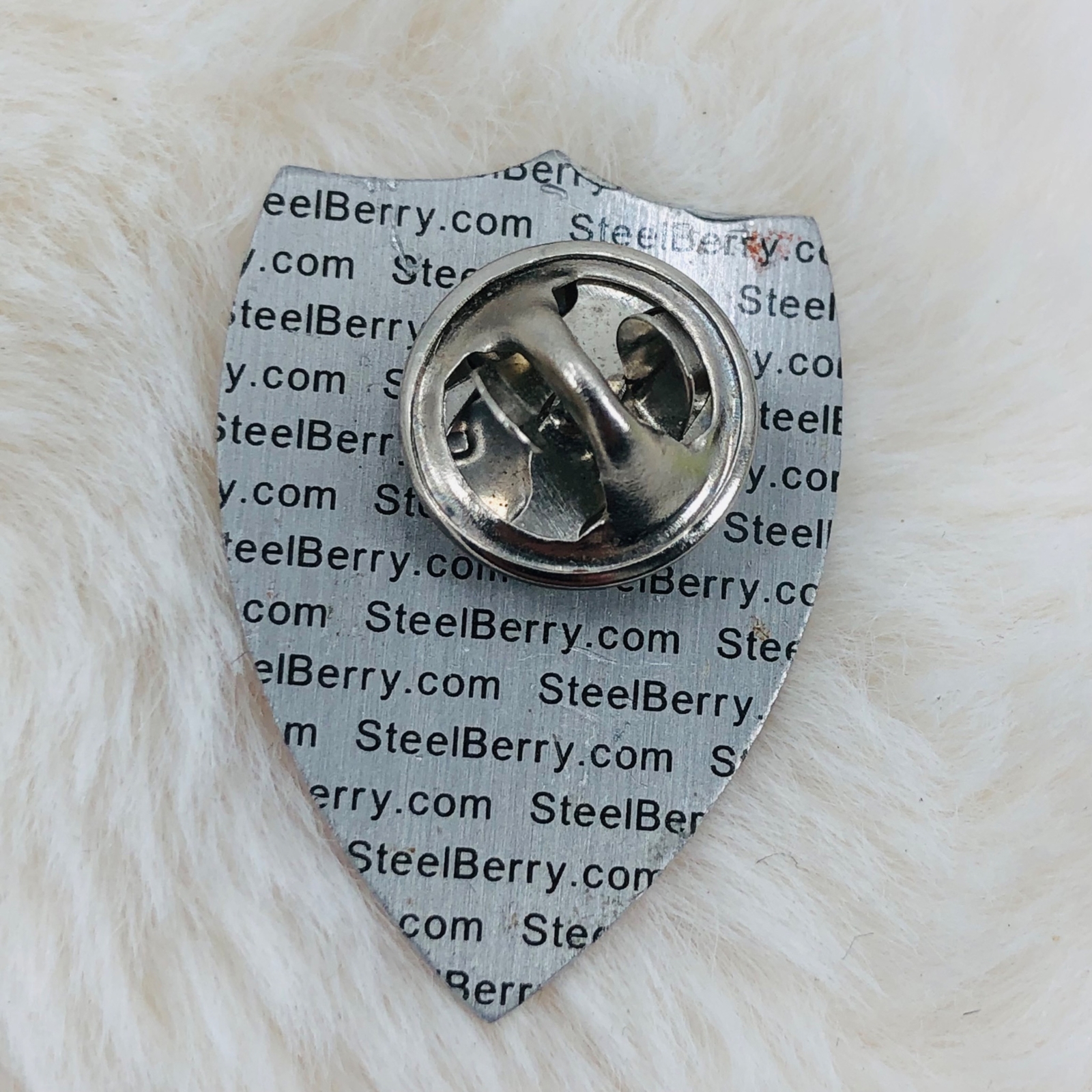 2012 USA Cup Columbia International Soccer Souvenir Shield Lapel Pin