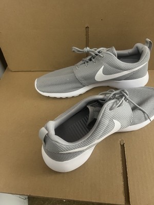 nike roshe one size 12