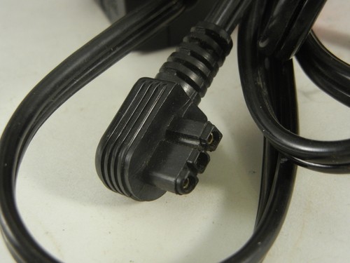 SUNPAK AD-03 AC adapter for Auto 30 DX, 411, 511, 522, 544, 555 Flashes - Picture 4 of 4