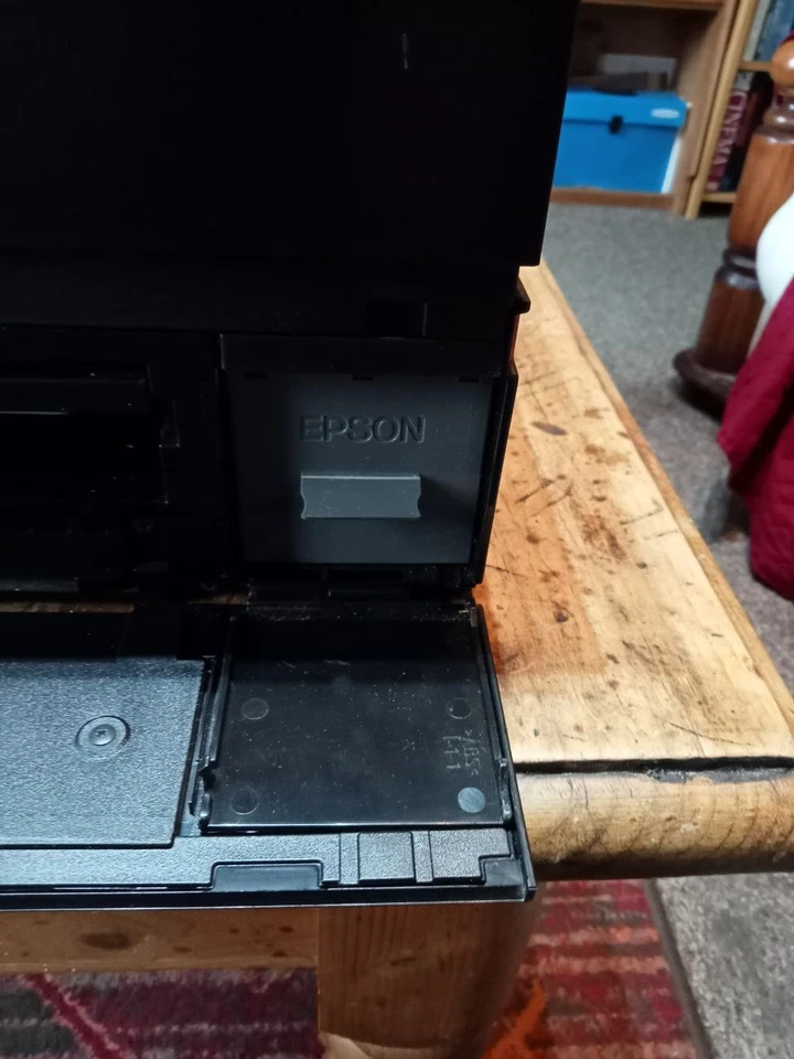 Epson SureColor SC-P700 A3+ Inkjet Large Format Printer READ DESCRIPTION - Image 4 of 4