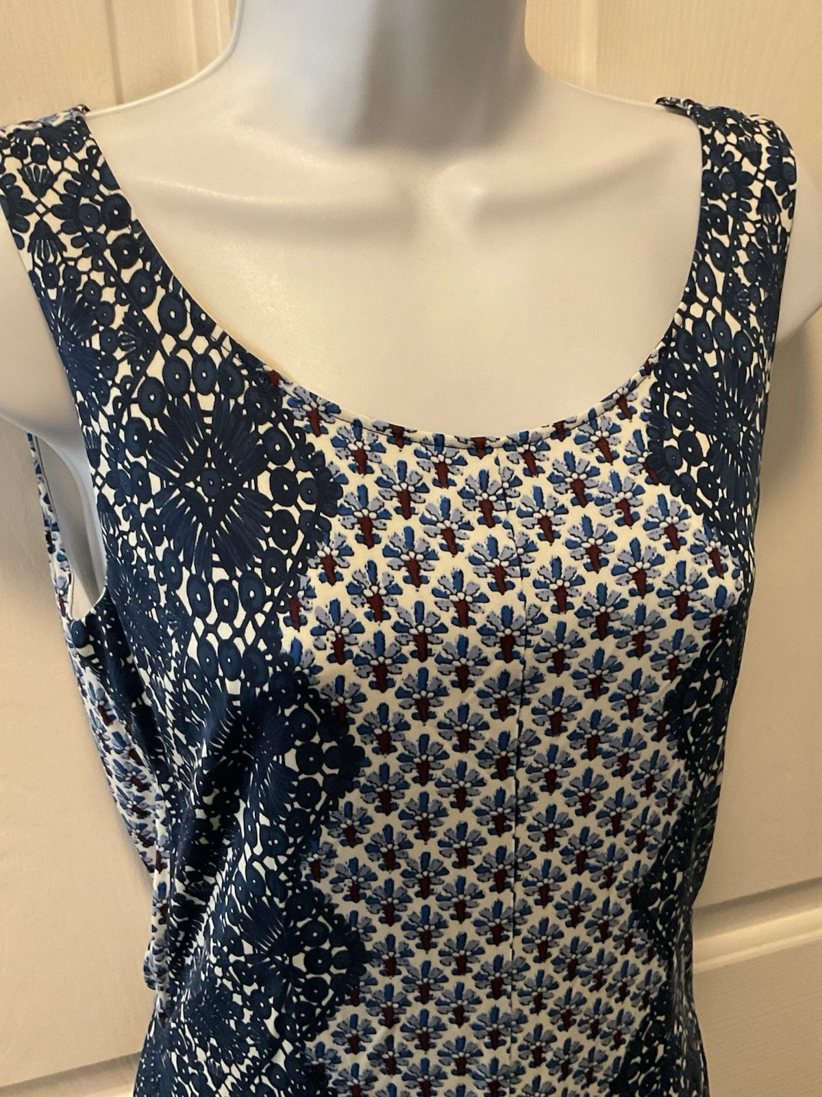 Tory Burch abito a tubino senza maniche metà polpaccio stampa blu bianco LNC taglia XS