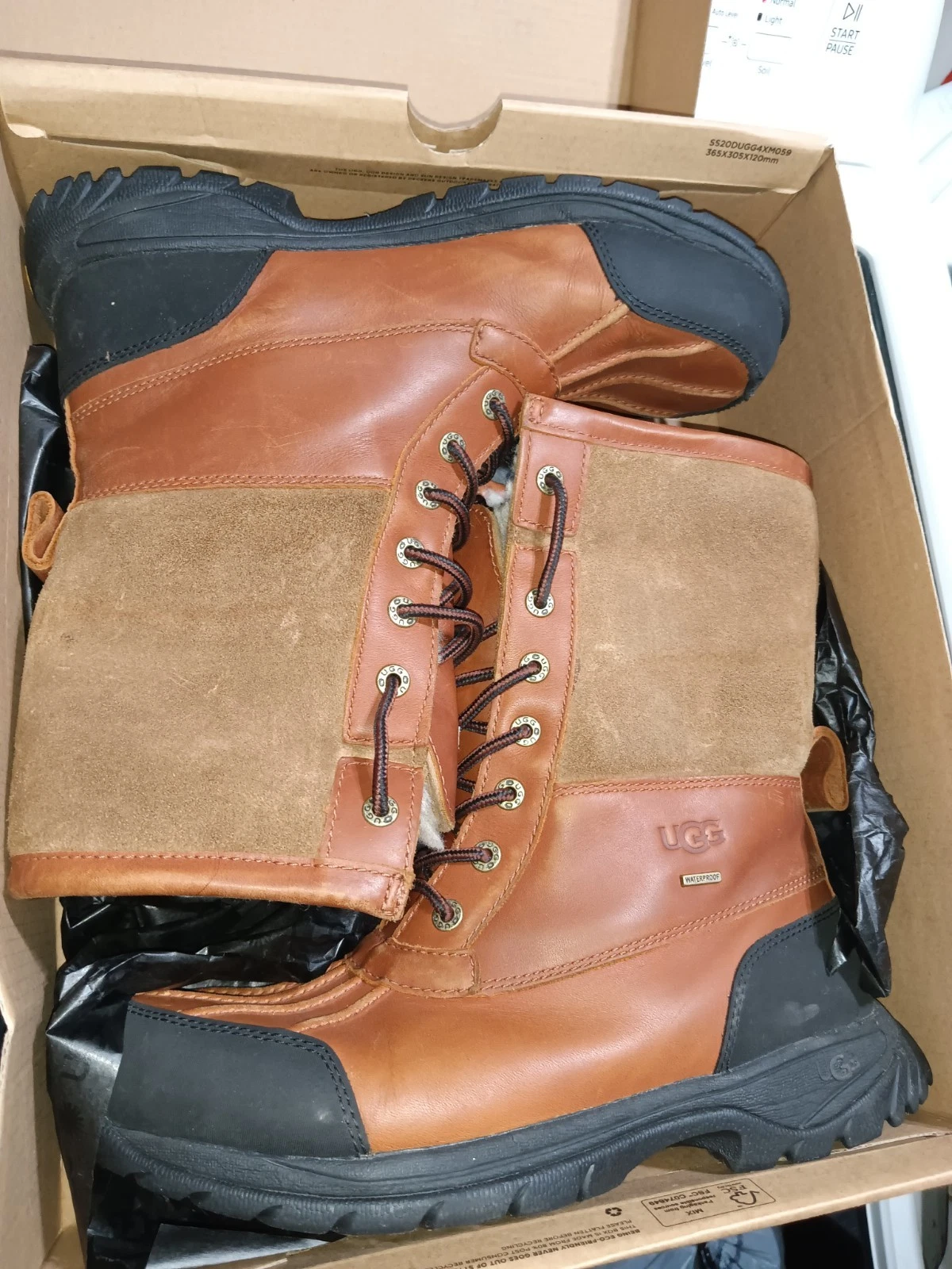 UGG Butte Worchester Waterproof Leather Fur Winter Snow Boots Shoes Size 8 Men