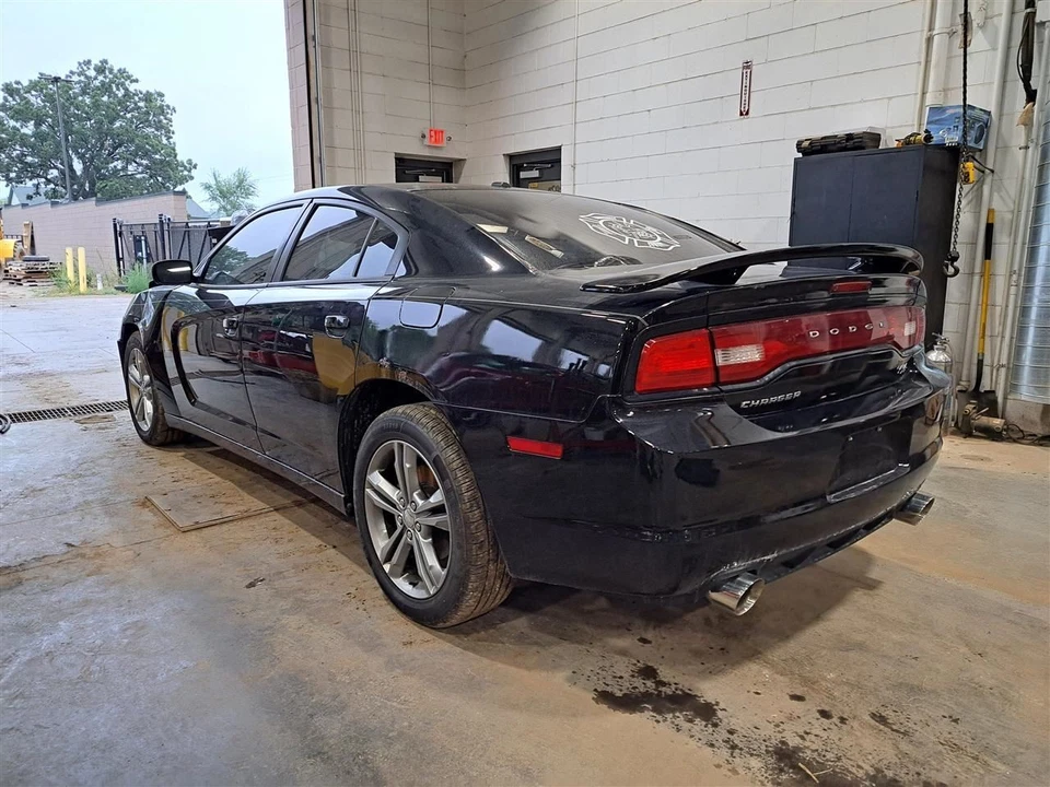 Cargador Sku #4227629 2014 husillo delantero lado pasajero Rh Foto 4 de 4