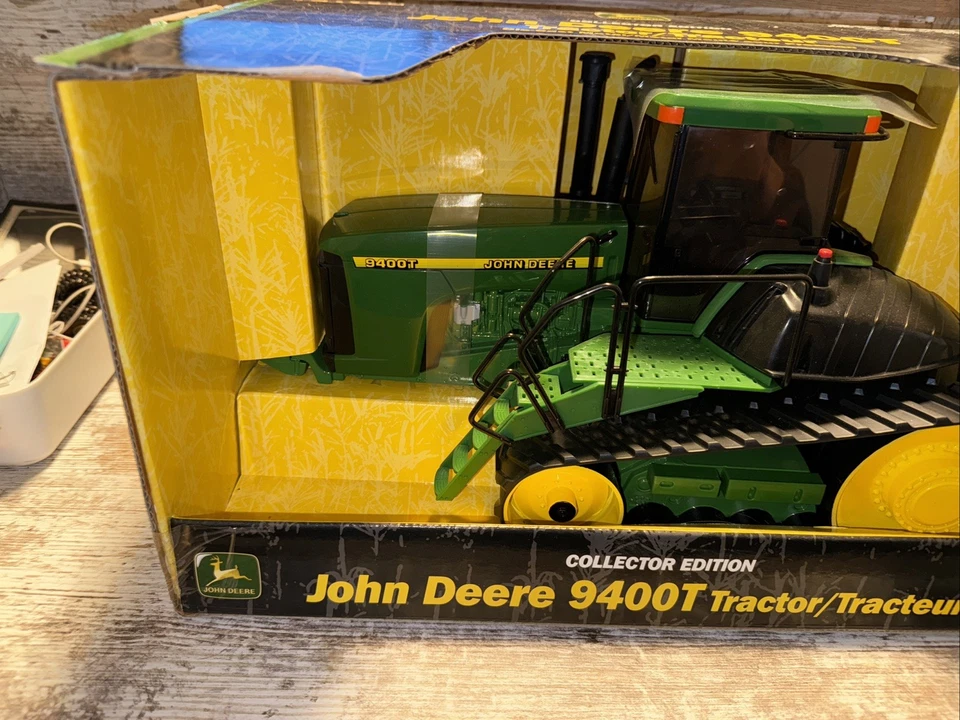1/16 Scale John Deere 9400T Tractor with Tracks Collector Edition Die-Cast Ertl - Image 3 of 4