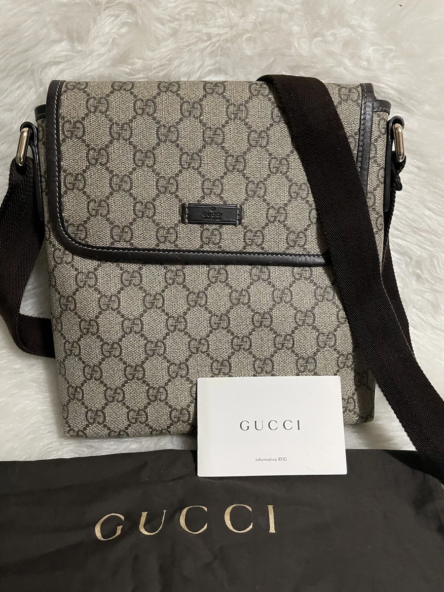 Discover 115+ gucci hand bag for men super hot 3tdesign.edu.vn