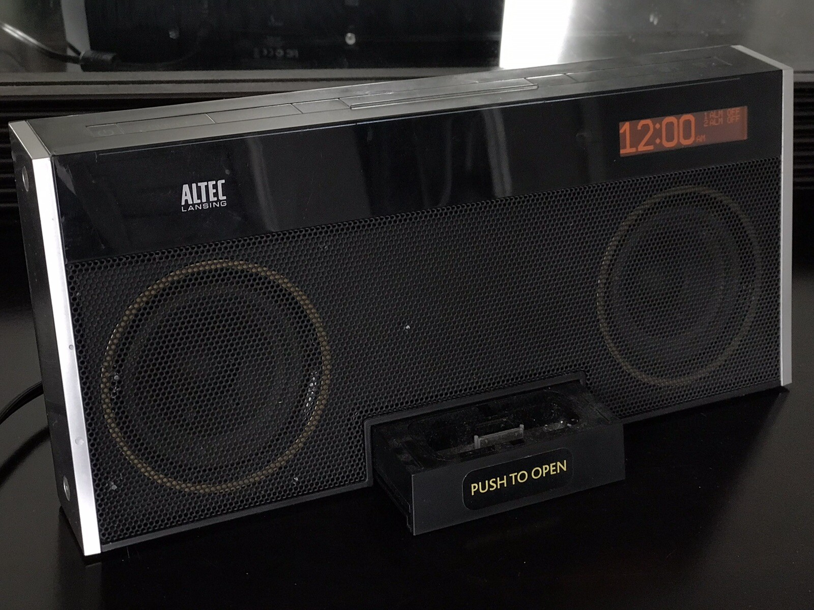 altec lansing radio ipod dock