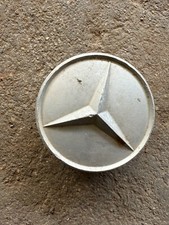 Tapa central SOMBRERO MEXICANO MERCEDES CANTIDAD 1 1971-85 R107 C107 280 380 350 450 SL/SLC