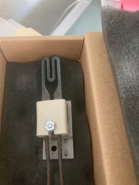 Encendedor, horno; marca ERP, 120 voltios Foto 2 de 4