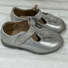 Genuine Kids by Oshkosh Silver Flats Girls Size 5