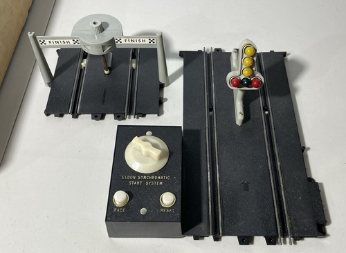 ELDON #9822 ELIMINATOR DRAG RACING DRAGSTERS SLOT CAR SET 99% Complete Read! - Picture 17 of 24