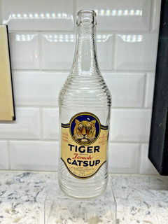 RARE ANTIQUE TIGER BRAND TOMATO CATSUP ORIG.LABEL BURLINGTON ONT. CANADA