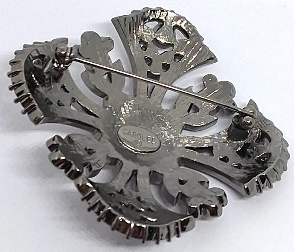 Broche Cruz Carol Lee Rosa Estrás Sobre Tono Plata Foto 3 de 4