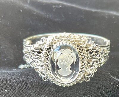 WHITING DAVIS FILIGREE INTAGLIO CRYSTAL CAMEO BRACELET BROOCH