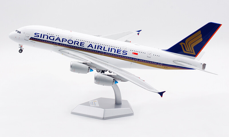 Airbus A380 プラスチックモデル 1/200 Amazon | Airbus 公式 A380 1:200 プラモデル | プラモデル 通販