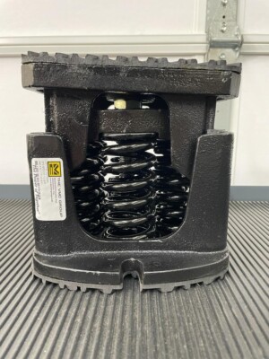 VMC  SPRING FLOOR MOUNTED NON-SEISMIC  CT ISOLATORS C7T-1D-3570 MAX 3570 lbs.
