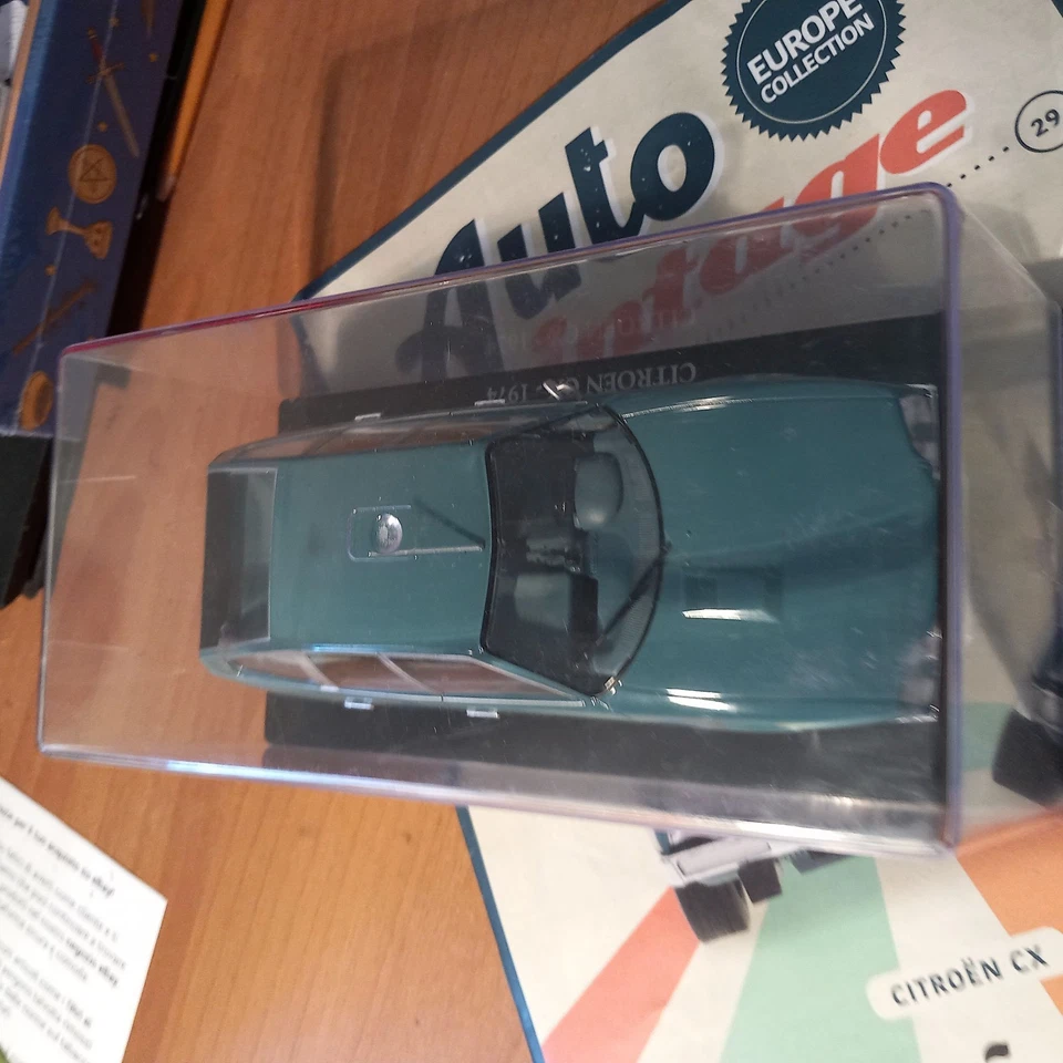 MODELLINO AUTO STATICO CENTAURIA CITROEN CX 1974 SCALA 1:24 - Immagine 3 di 3