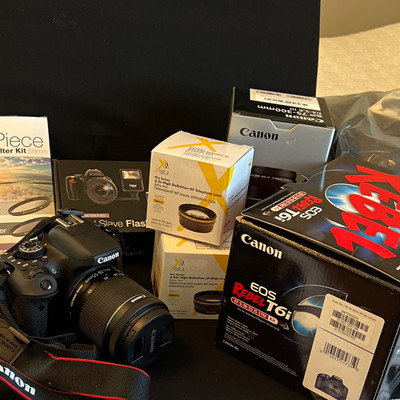 Canon EOS Rebel T6i/750D Bundle 18-55 IS STM + 75-300mm, Flash, Filters