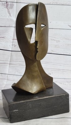 Pablo Picasso Double Faces Handcrafted Bronze Sculpture Marble Base Figurine