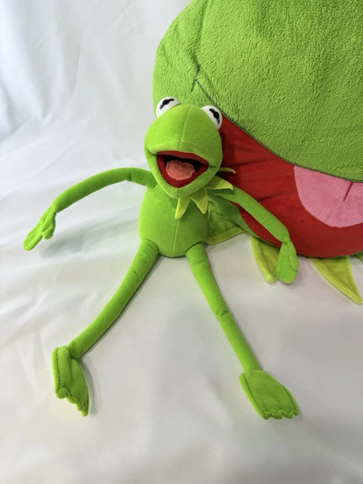 Almofada e travesseiro de pelúcia vintage 10” Kermit the Frog Jim Henson's Muppets posáveis - Imagem 3 de 4