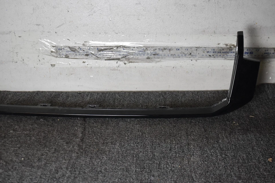 Tira de parachoques trasero izquierdo bmw m4 2021 fabricante original de fábrica Foto 3 de 4