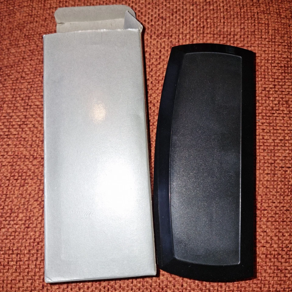 2 X Titanium Ink Fountain Pens..personalised..New.never Used.Hard Case. - Image 3 of 4