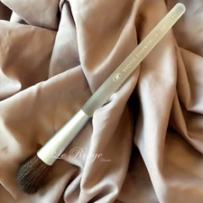 Brosse Essentielle blush contour highlighter brush brand new natural hair 